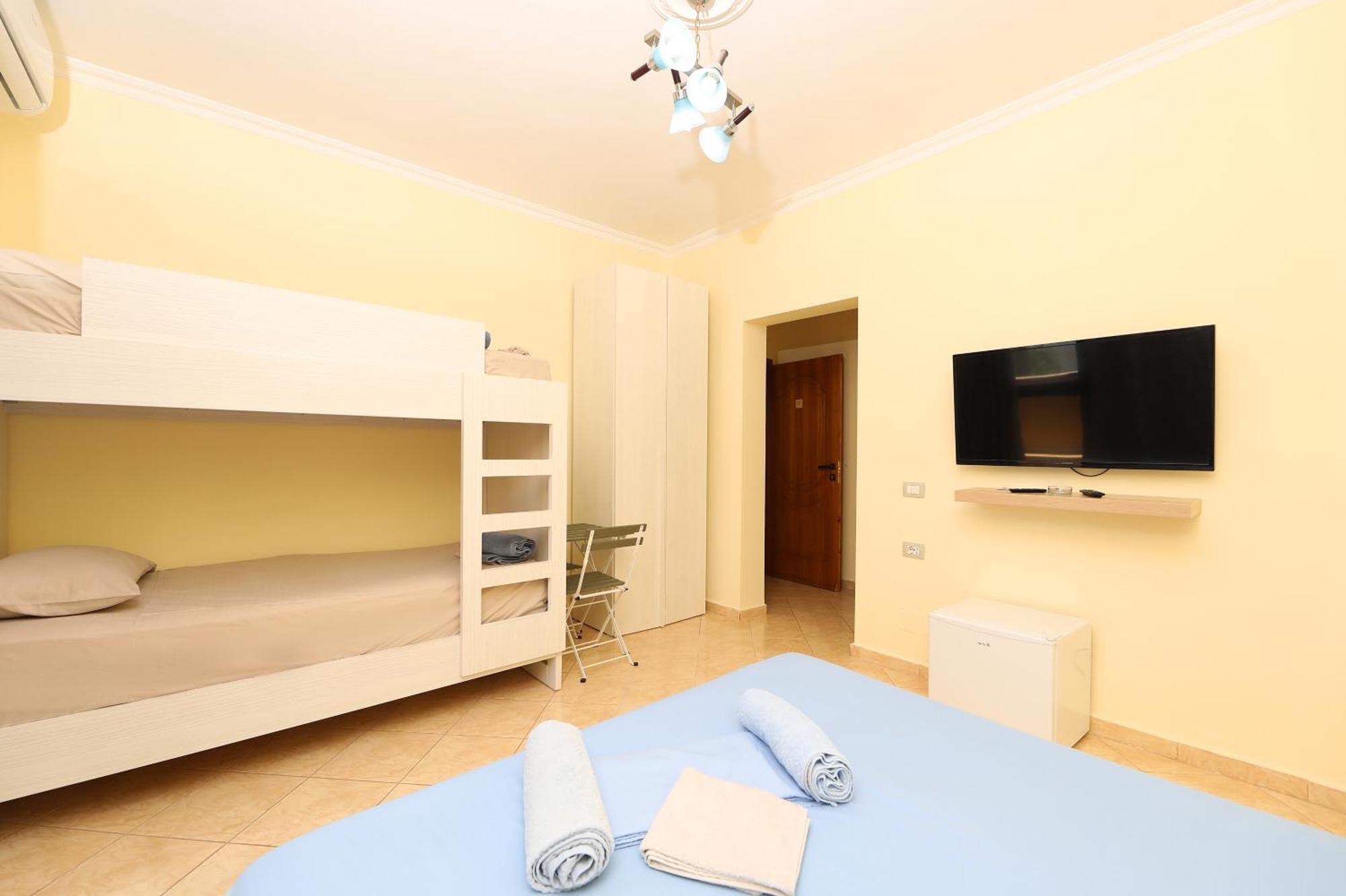 Sunny Side Apartments Vlorë エクステリア 写真